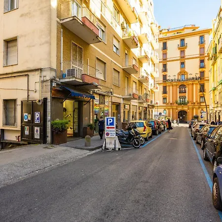 Appartamento Chiave Di Fuga By Napoliapartments *